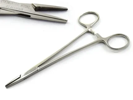 needle holder